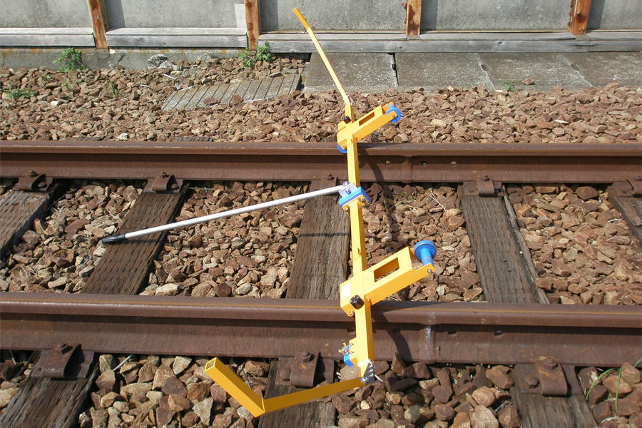 建築限界支障検査器