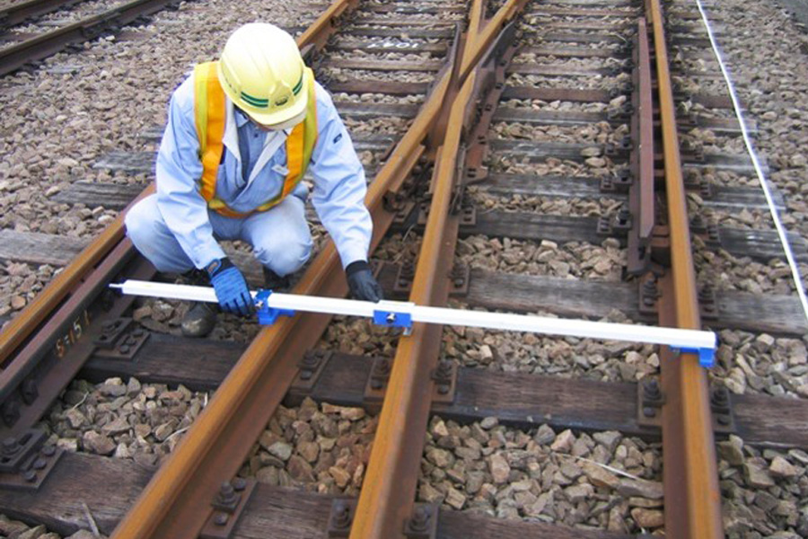 分岐器軌間線Ⅰ・Ⅱ寸法及びフランジウェー幅測定器